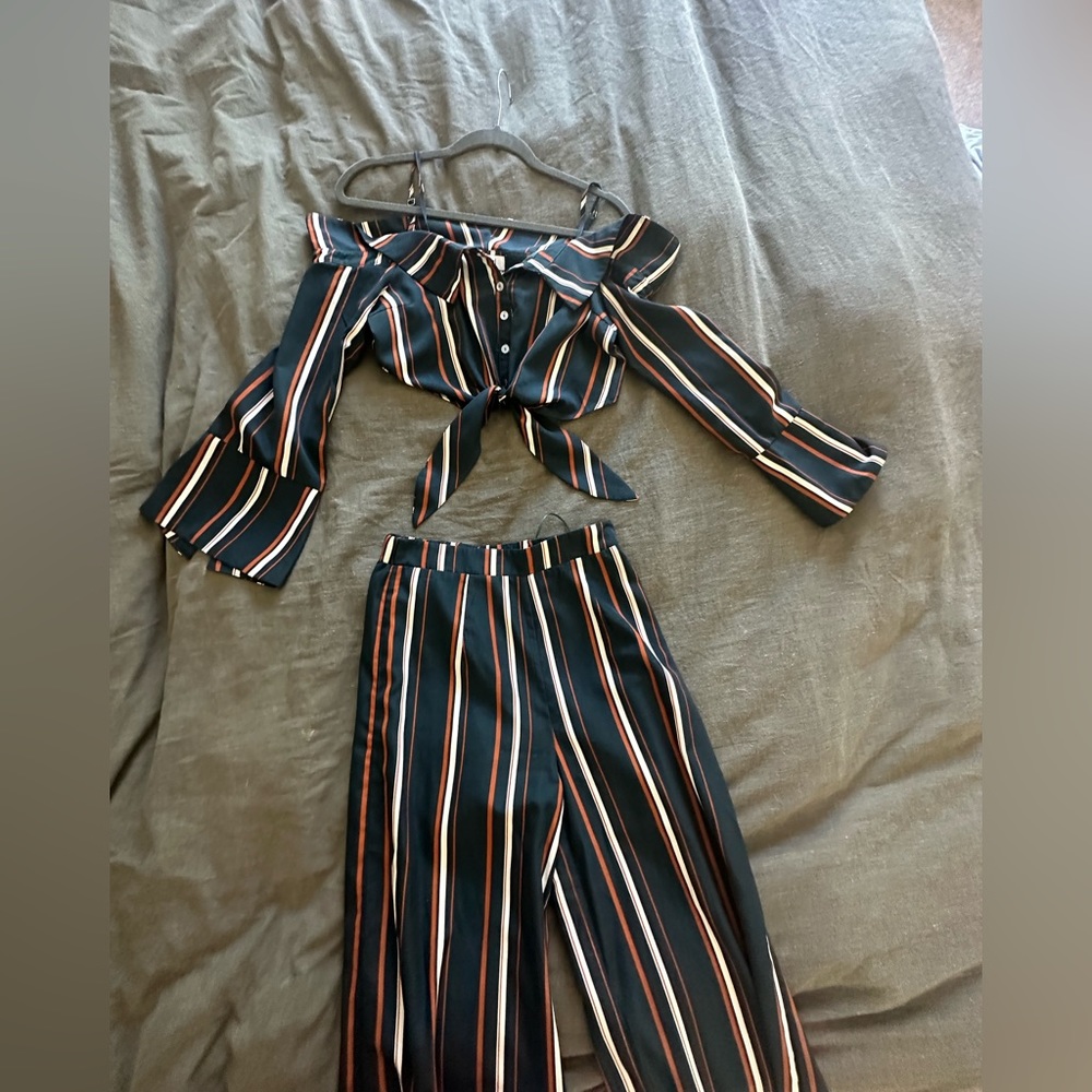 Lilyful 2 piece set